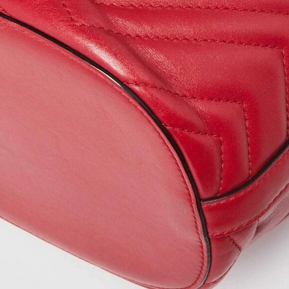 Gucci Red Chevron Quilted Leather Marmont Bucket Bag - Picture 5 of 12
